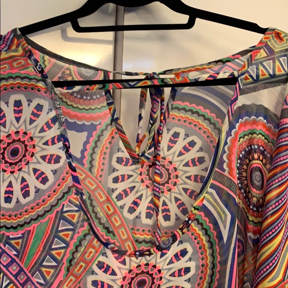 Colorful blouse - Picture 2 of 4